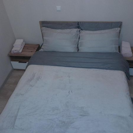 Gray Apartament 2 프리슈티나 외부 사진